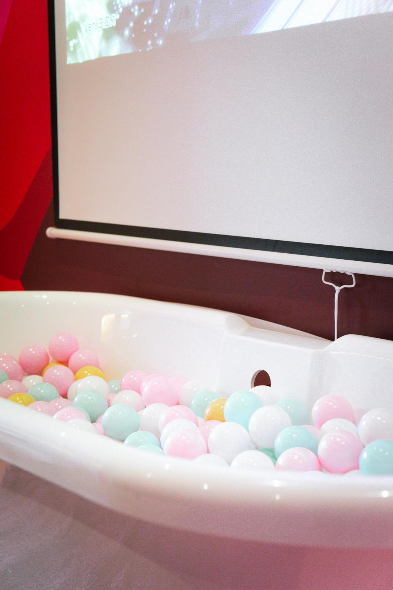 Capsule Girl Power Spa - Balneo - Sauna - Karaoke - Billard - 2 Chambres ชาร์เลอรัว ภายนอก รูปภาพ