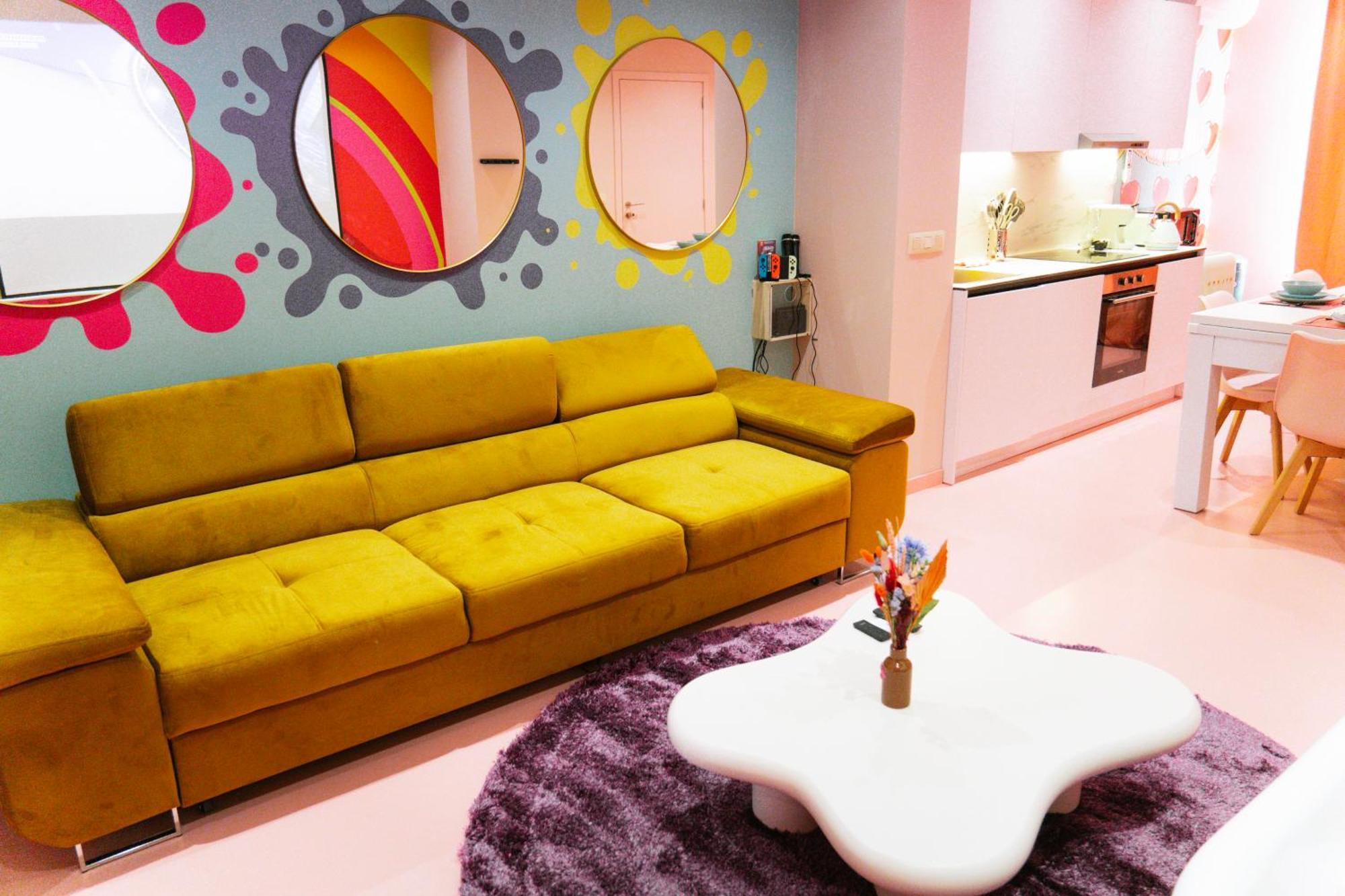 Capsule Girl Power Spa - Balneo - Sauna - Karaoke - Billard - 2 Chambres ชาร์เลอรัว ภายนอก รูปภาพ