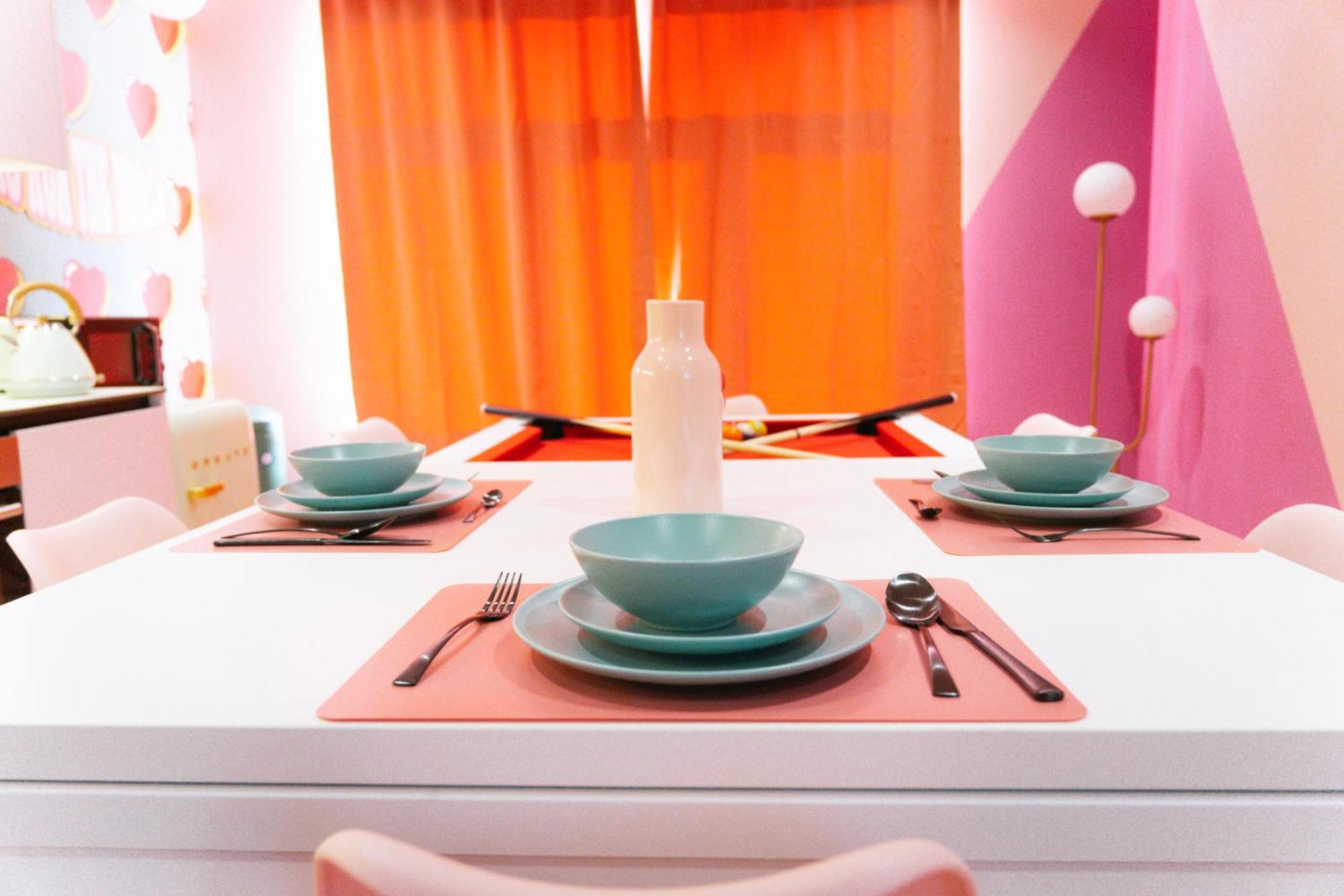 Capsule Girl Power Spa - Balneo - Sauna - Karaoke - Billard - 2 Chambres ชาร์เลอรัว ภายนอก รูปภาพ