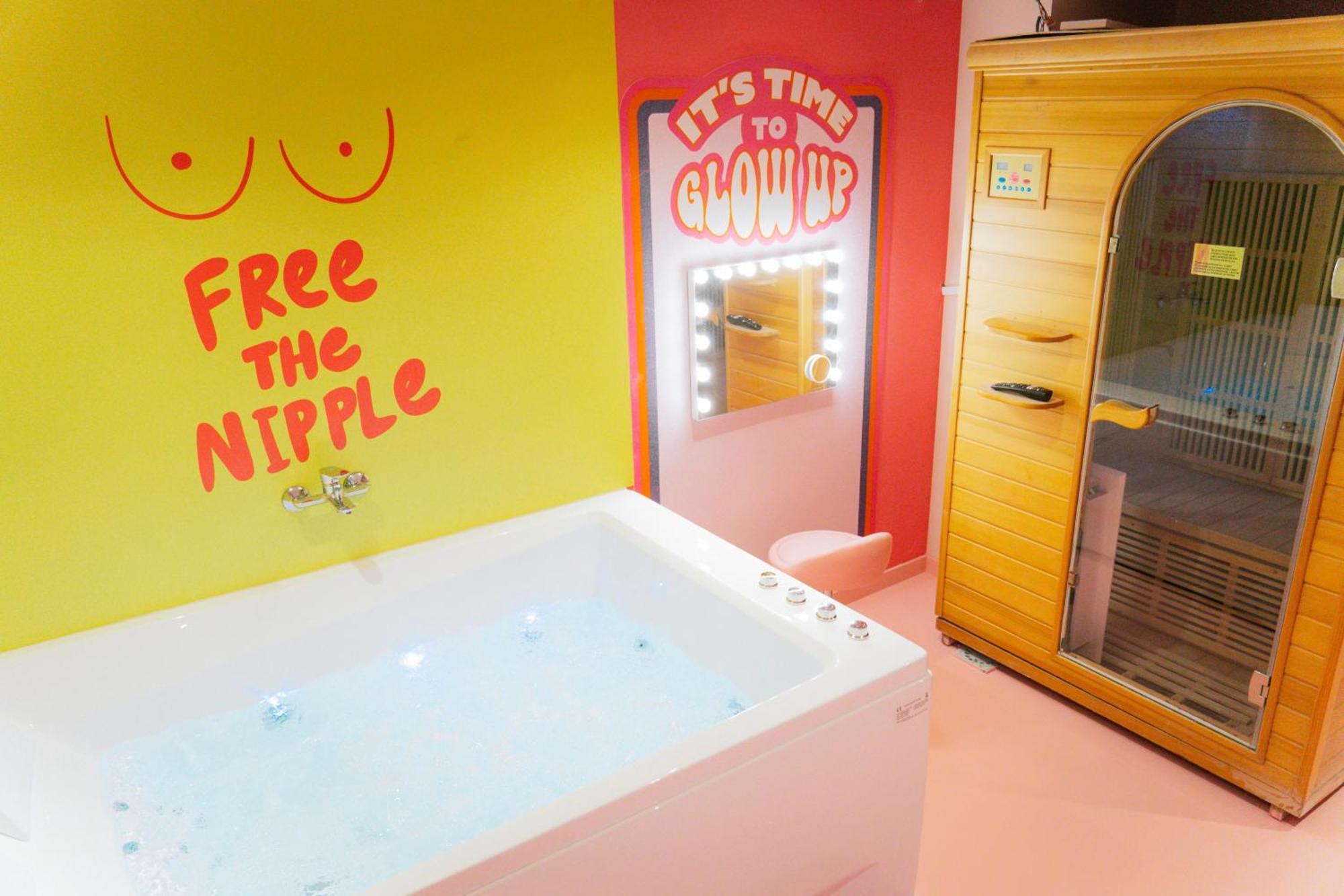 Capsule Girl Power Spa - Balneo - Sauna - Karaoke - Billard - 2 Chambres ชาร์เลอรัว ภายนอก รูปภาพ